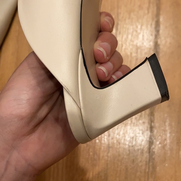 Cute Korean shoes - Picture 8 of 9